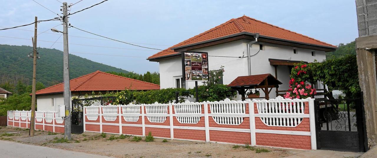 Guest House Medina Belogradchik Ngoại thất bức ảnh