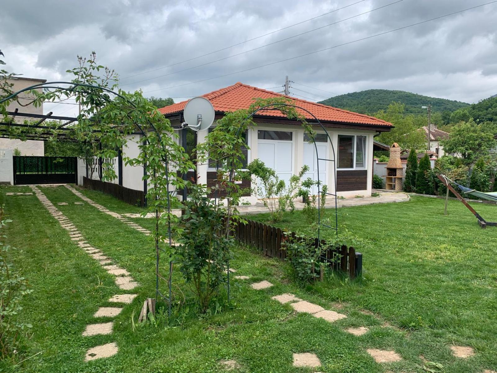 Guest House Medina Belogradchik Ngoại thất bức ảnh